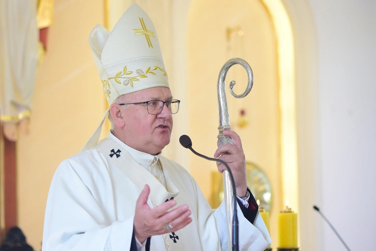 Zwierzewo. Szkoła Podstawowa im. Królowej Jadwigi