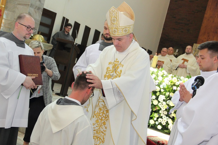 Sakrament święceń diakonatu br. Adama Dunsta