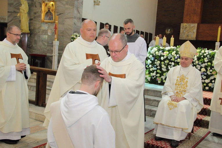 Sakrament święceń prezbiteratu br. Wojciecha Szutowicza