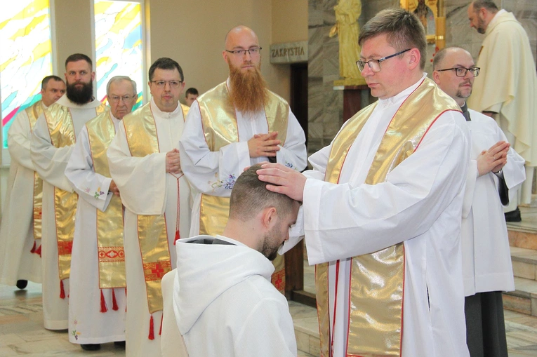 Sakrament święceń prezbiteratu br. Wojciecha Szutowicza