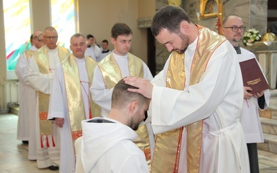 Sakrament święceń prezbiteratu br. Wojciecha Szutowicza