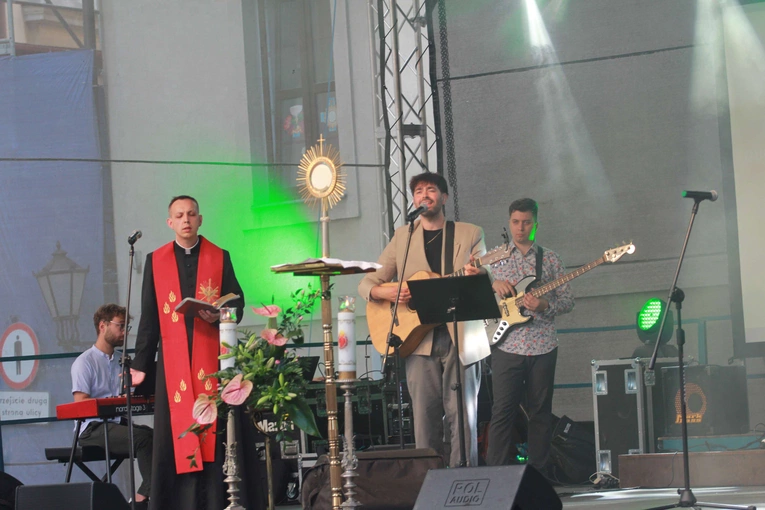 Koncert na Placu Katedralnym