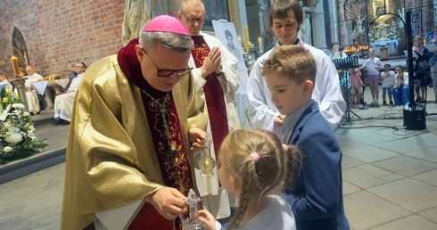 Pielgrzymka rodzin do sanktuarium Matki Bożej Pokornej