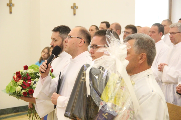 Tarnów. Błogosławieństwo nadzwyczajnych szafarzy Komunii św. 2024