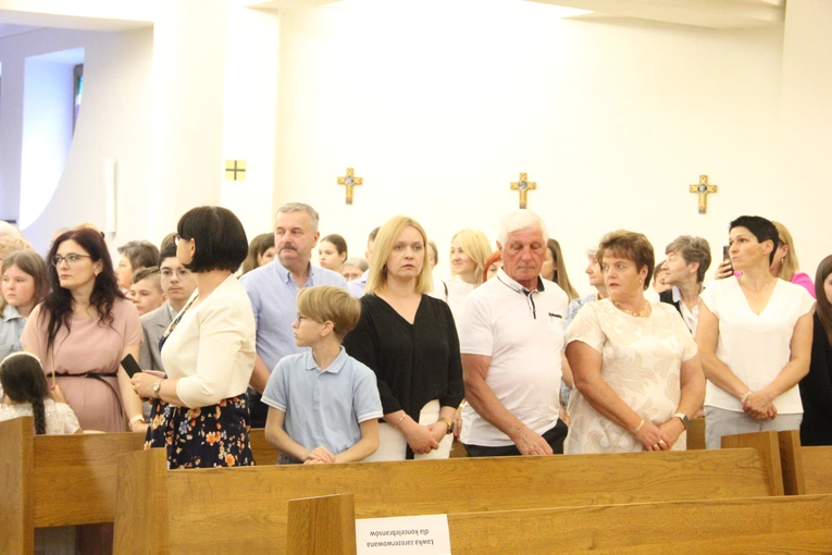 Tarnów. Błogosławieństwo nadzwyczajnych szafarzy Komunii św. 2024