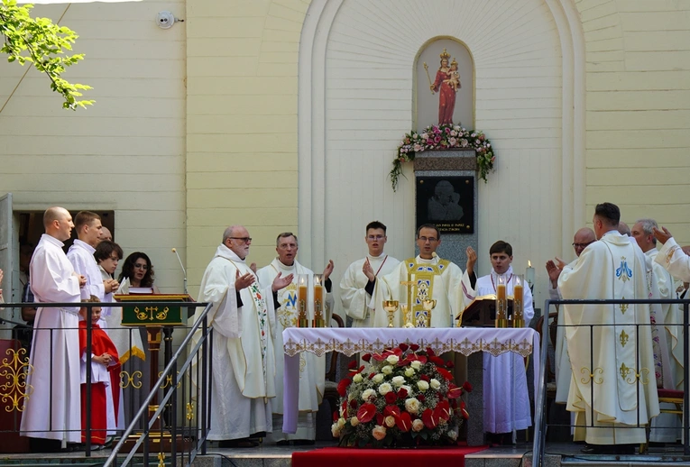Inauguracja sanktuarium NMP Osobowickiej na Świętym Wzgórzu