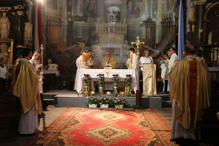 Płock. Święcenia kapłańskie