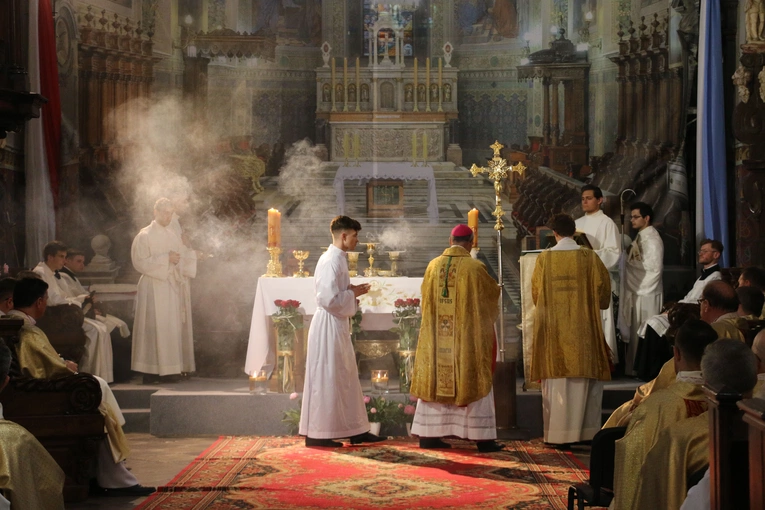 Płock. Święcenia kapłańskie