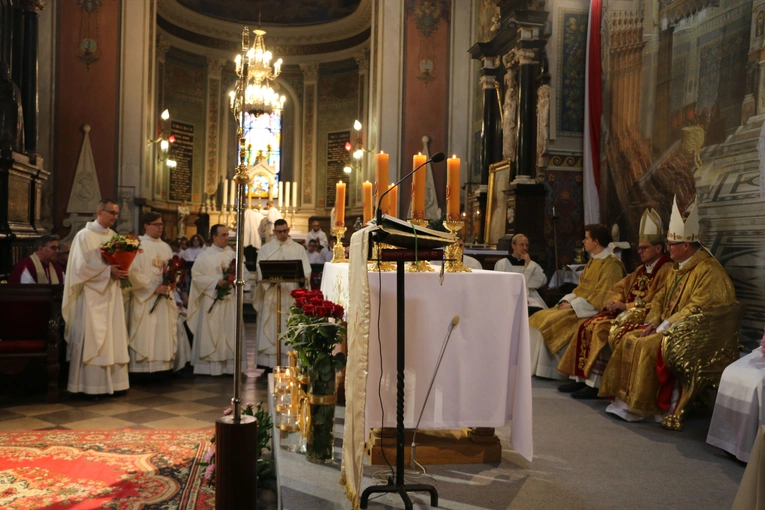 Płock. Święcenia kapłańskie