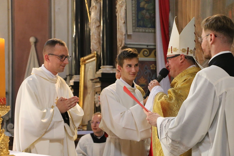 Płock. Święcenia kapłańskie