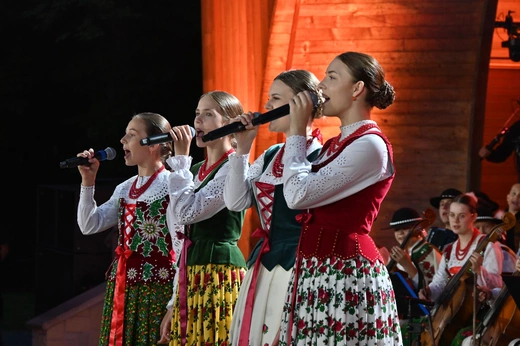 Mała Armia Janosika w rabczańskim amfiteatrze