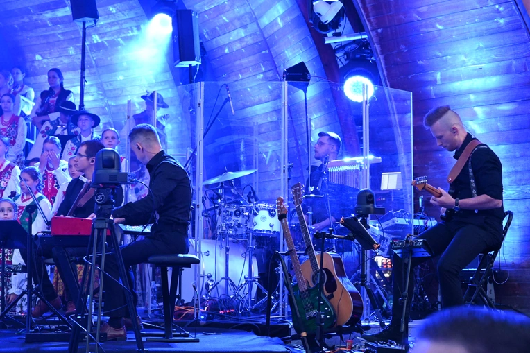 Mała Armia Janosika w rabczańskim amfiteatrze