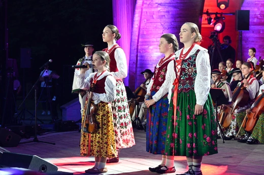 Mała Armia Janosika w rabczańskim amfiteatrze
