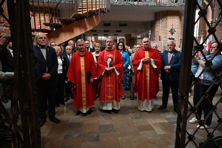 Uroczystości 40. rocznicy śmierci bł. Jerzego Popiełuszki w bazylice św. Brygidy