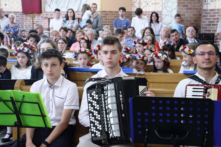 Niedziela ze świadkami Eucharystii