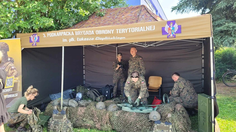 Familiada i Marsz dla Życia i Rodziny w Tarnobrzegu