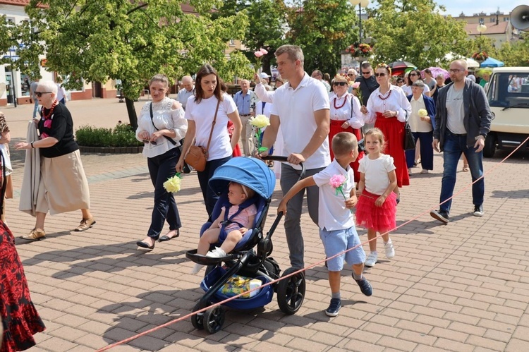 Familiada i Marsz dla Życia i Rodziny w Tarnobrzegu