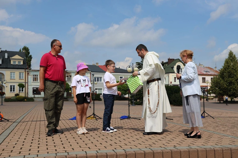 Familiada i Marsz dla Życia i Rodziny w Tarnobrzegu