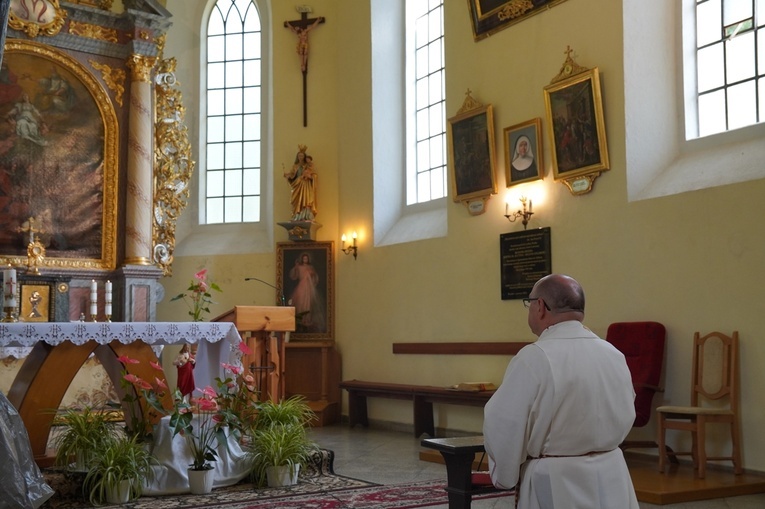 Pielgrzymka do grobu i miejsca męczeństwa bł. s. M. Acutiny