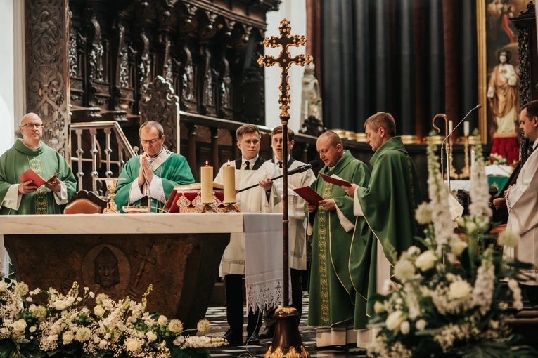7. rocznica sakry abp. Tadeusza Wojdy