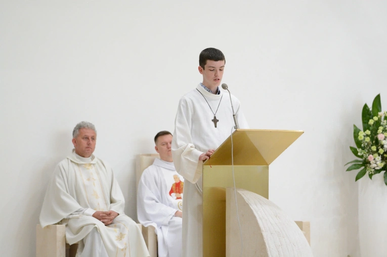 Stypendyści Fundacji "Dzieło Nowego Tysiąclecia"