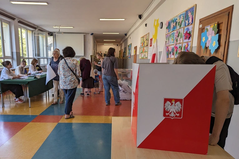 Osiem mandatów z Warszawy