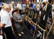 Stodoła pełna fotografii