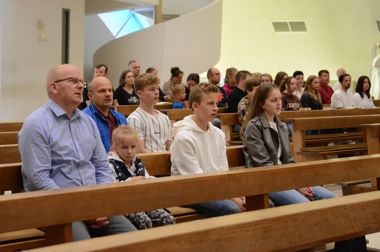 Stypendyści Fundacji "Dzieło Nowego Tysiąclecia"