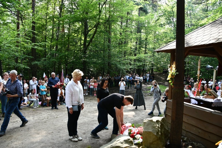 Piekarska Góra. 160 lat krzyża powstańczego