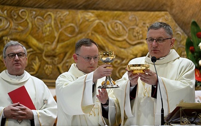 Nowy diakon po raz pierwszy pełnił swoją posługę przy ołtarzu.