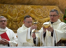 Nowy diakon po raz pierwszy pełnił swoją posługę przy ołtarzu.
