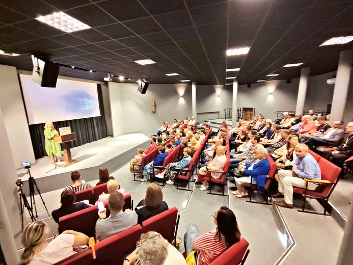 Wykład Bogny Białeckiej można odsłuchać na stronie legnica.gosc.pl.