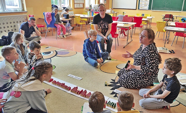 Na spotkaniach tworzy się wspólnota. To wyjątkowy czas umocnienia rodzinnych więzi.