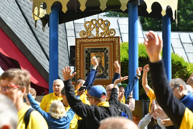 Rokitno w kolorze ciepła i radości