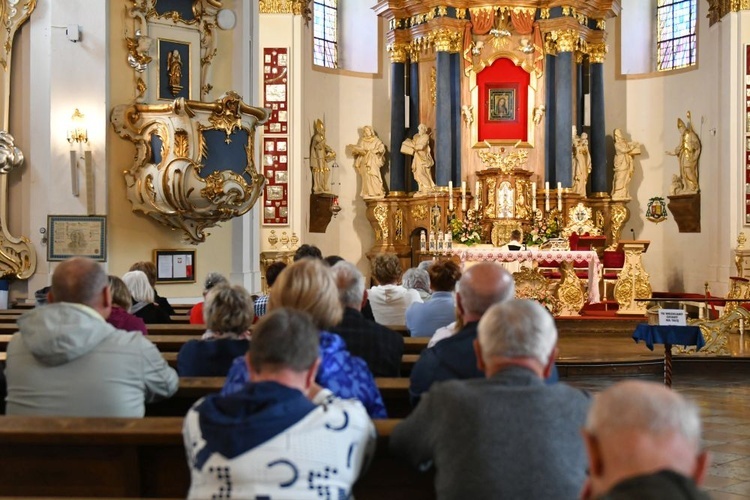 Pielgrzymka zakrystianów, kościelnych i osób posługujących w domach parafialnych