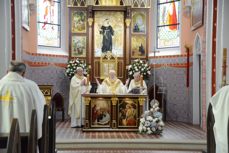 Pielgrzymka księży emerytów do Głębinowa