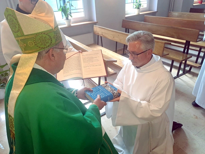 Krok od diakonatu. Norbert Ryznar przyjął posługę lektoratu