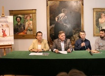 O nowej wystawie i Europejskich Dniach Archeologii mówili (od lewe): Dorota Rajkowska, Leszek Ruszczyk, Jarosław Źrałka i Paweł Cyganiewicz. 