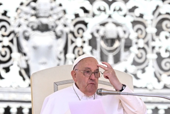 Papież opisuje trzy „cnoty synodalne”: myślenie po Bożemu, otwartość, pokorę