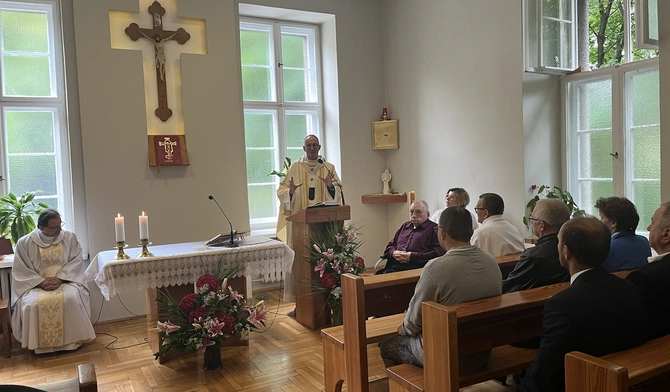 - Wiara to katedra, miłość to szpital, ale obie bez nadziei byłyby tylko cmentarzem - mówił abp Galbas, przywołując słowa Charlesa Péguy.