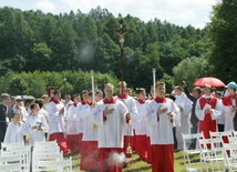 Więcej niż służba. Pielgrzymka ministrantów i scholi