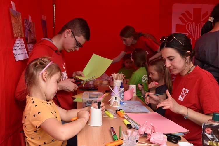 Rodzinny Piknik Misyjny "Kropla Dobra"