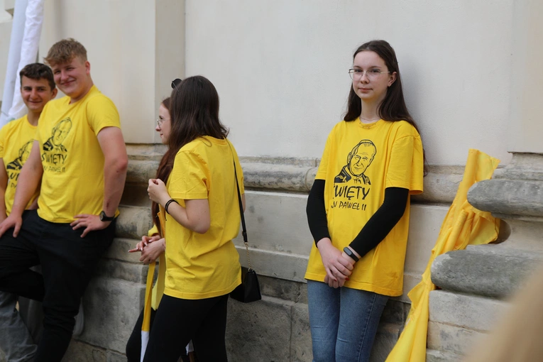 25. rocznica wizyty Jana Pawła II w Łowiczu - Msza św.