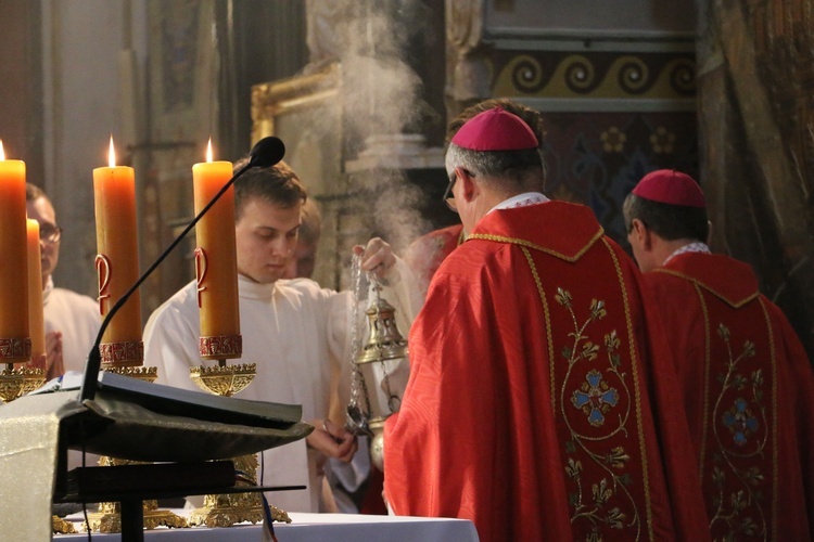 Płock. 25-lecie beatyfikacji płockich męczenników II wojny światowej