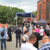 Słowem i śpiewem ewangelizowali miasto