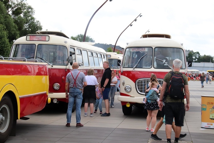 40 lat kultowego "Ogórka" - autobusu marki Jelcz