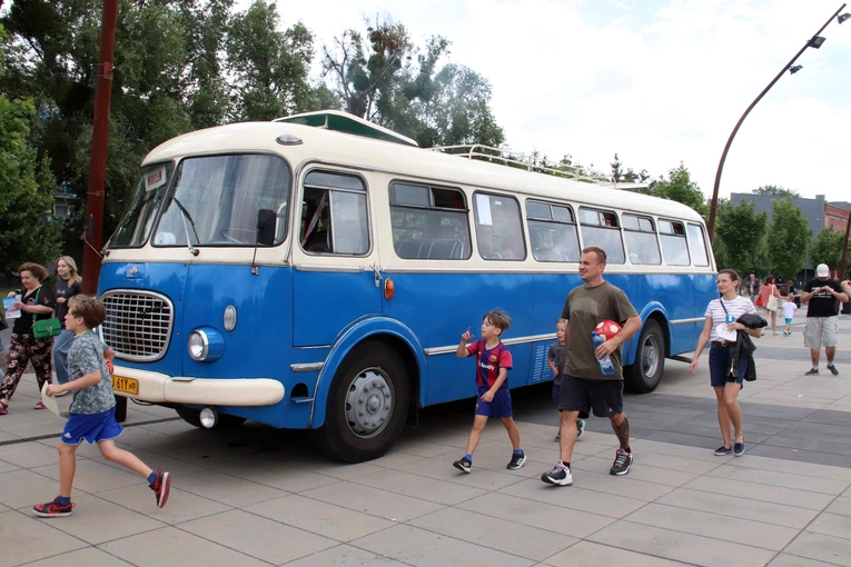 40 lat kultowego "Ogórka" - autobusu marki Jelcz