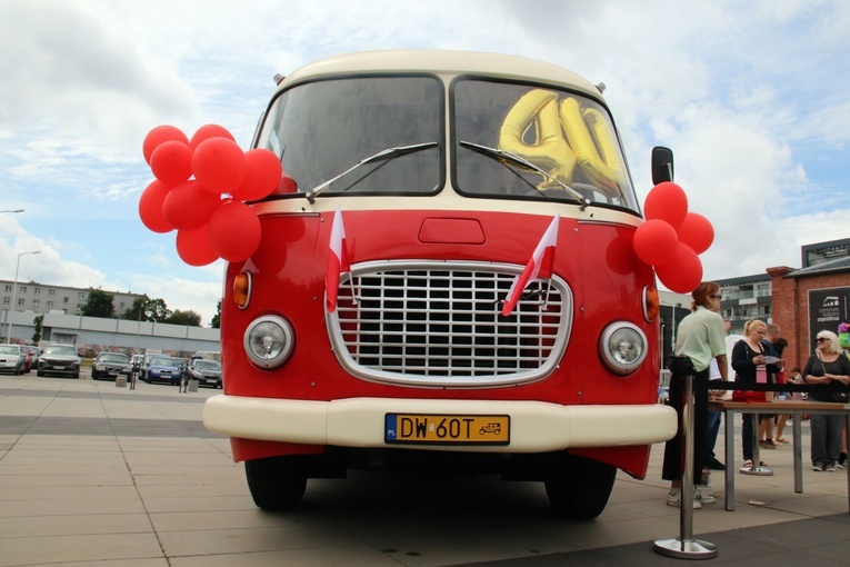 40 lat kultowego "Ogórka" - autobusu marki Jelcz