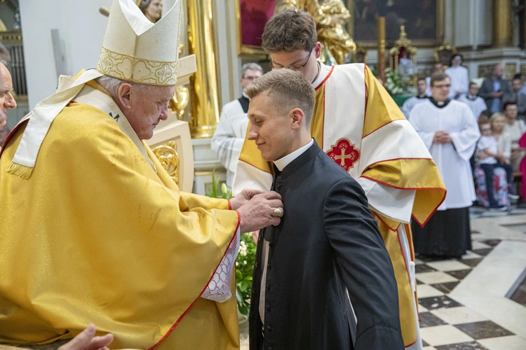Obrzęd kandydatury i przyjęcia sutanny w WMSD
