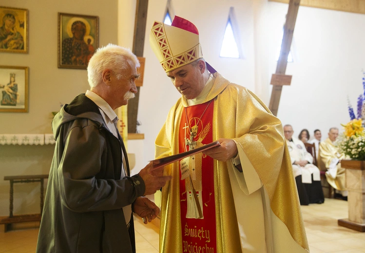 Zasłużeni dla kościoła we Włynkówku